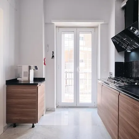 Appartement Vatican 4 Bedrooms Ac