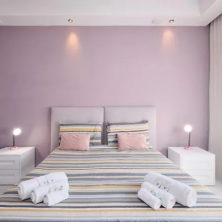 Vatican 4 Bedrooms Ac Appartement